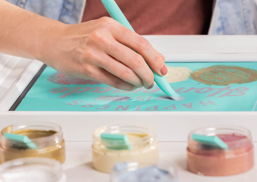 Chalk Couture is 1 in Fun for DIY Crafters! Chalk Couture Chalk